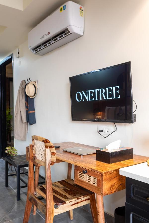 Maison 42- Onetreestays Гургаон Экстерьер фото
